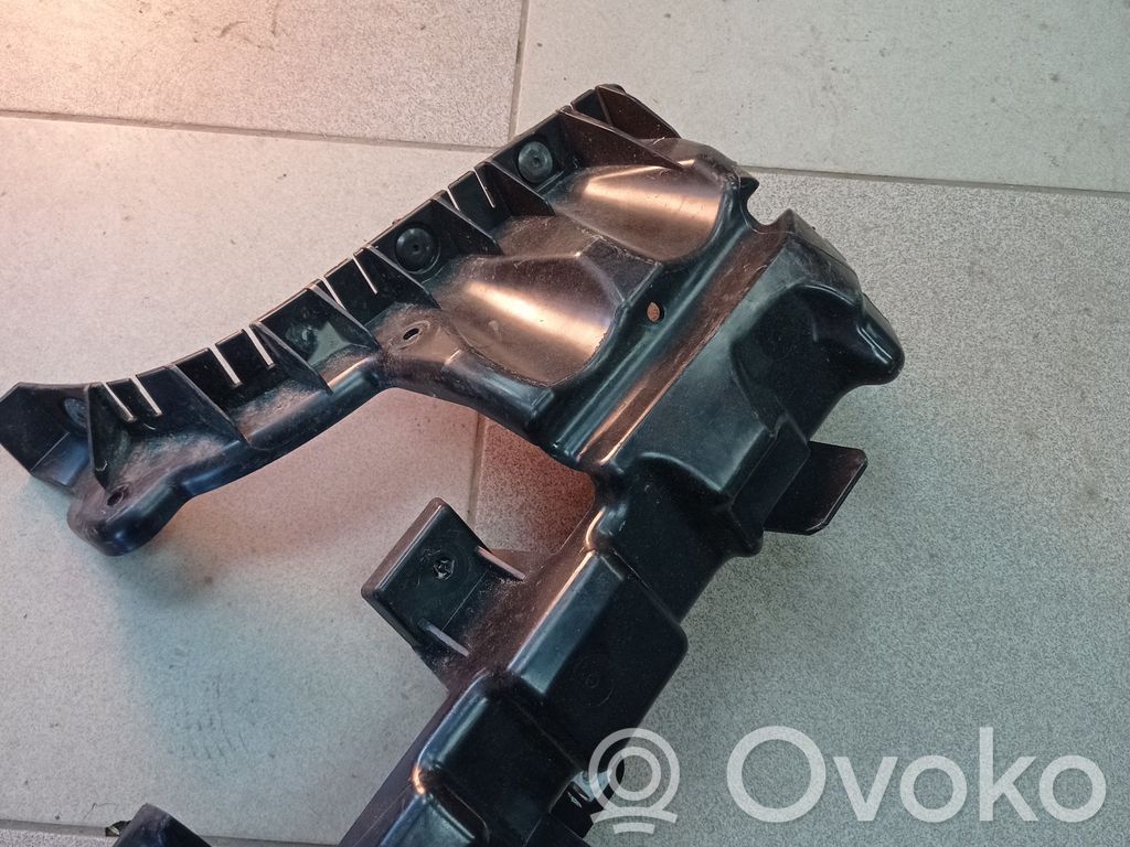 Chrysler Pacifica Rear bumper mounting bracket 