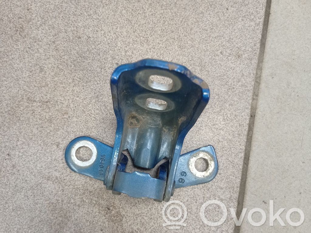 Chevrolet Volt II Front door upper hinge 