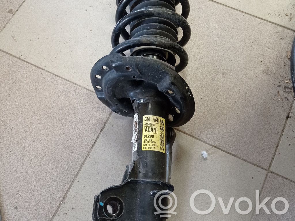 Buick Encore I Etuiskunvaimennin 