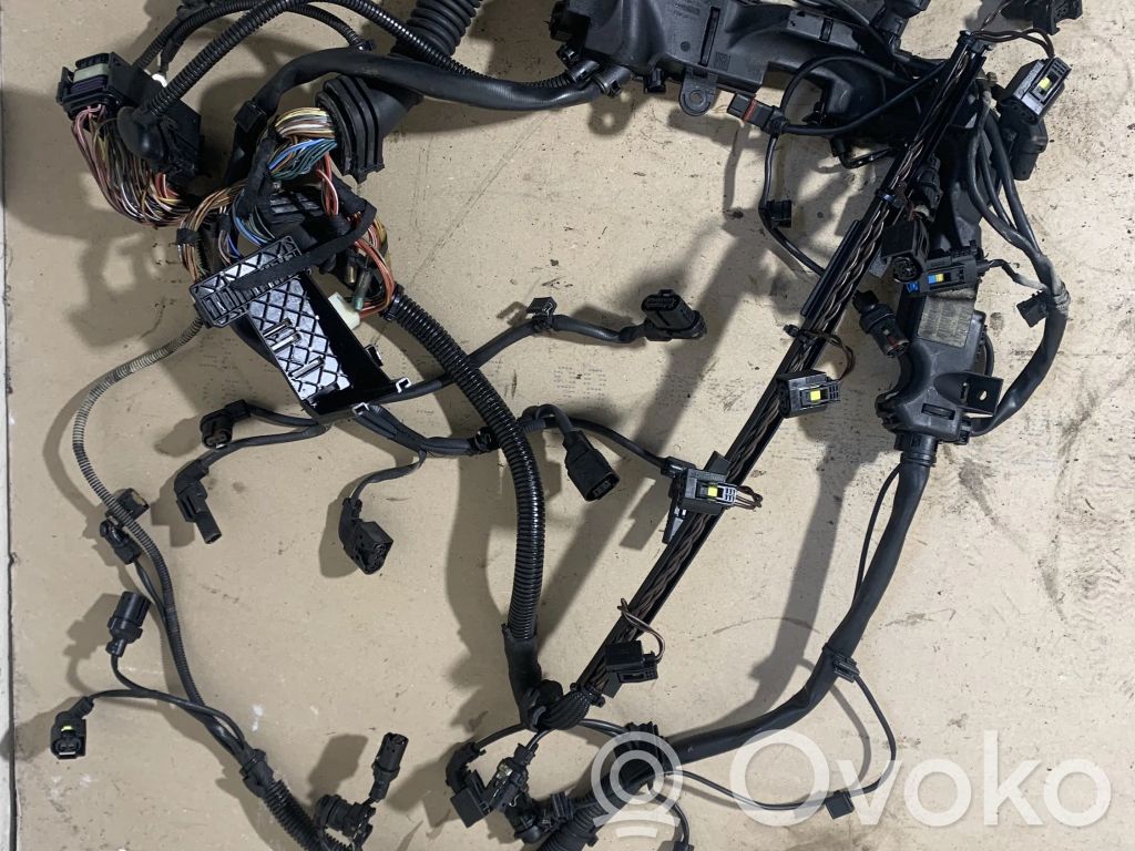 BMW X5 F15 Wiązka przewodów silnika 