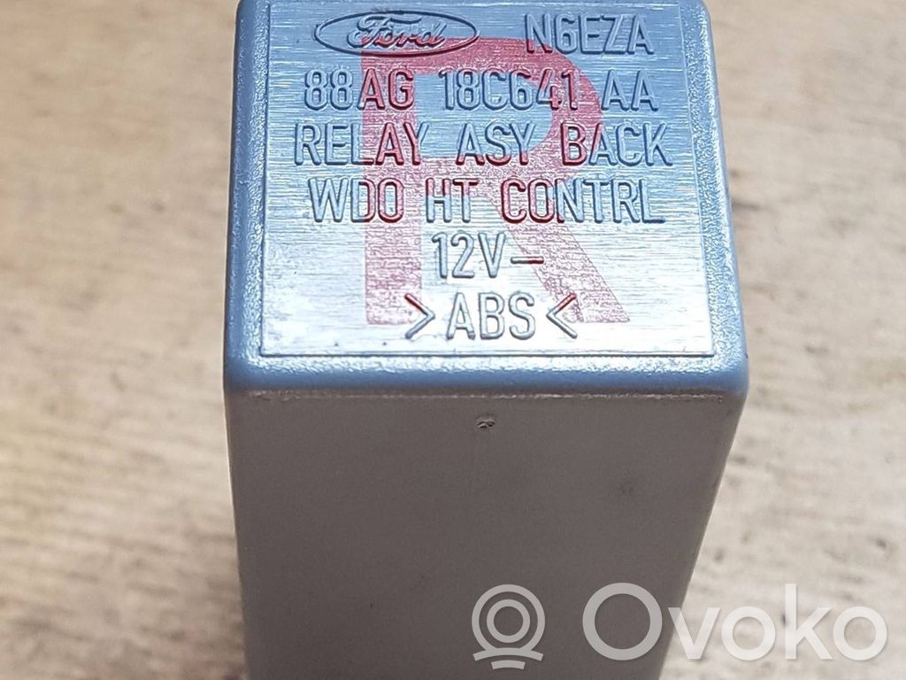 Muu rele   88AG18C641AA