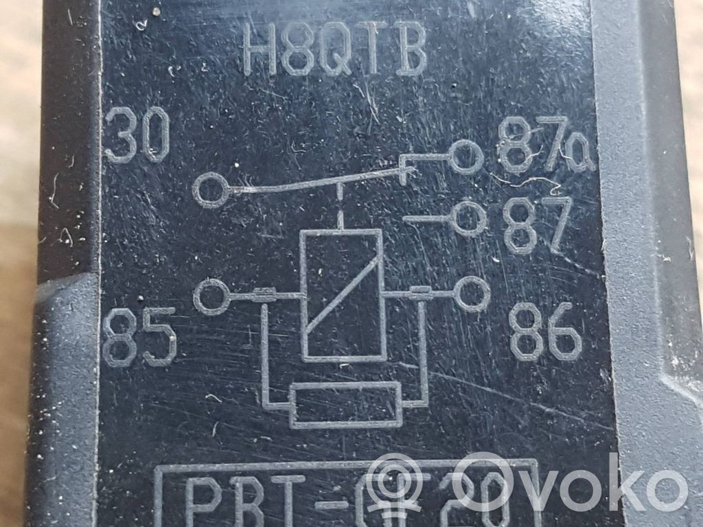 Otros relés   F0AB14B192AA,2058