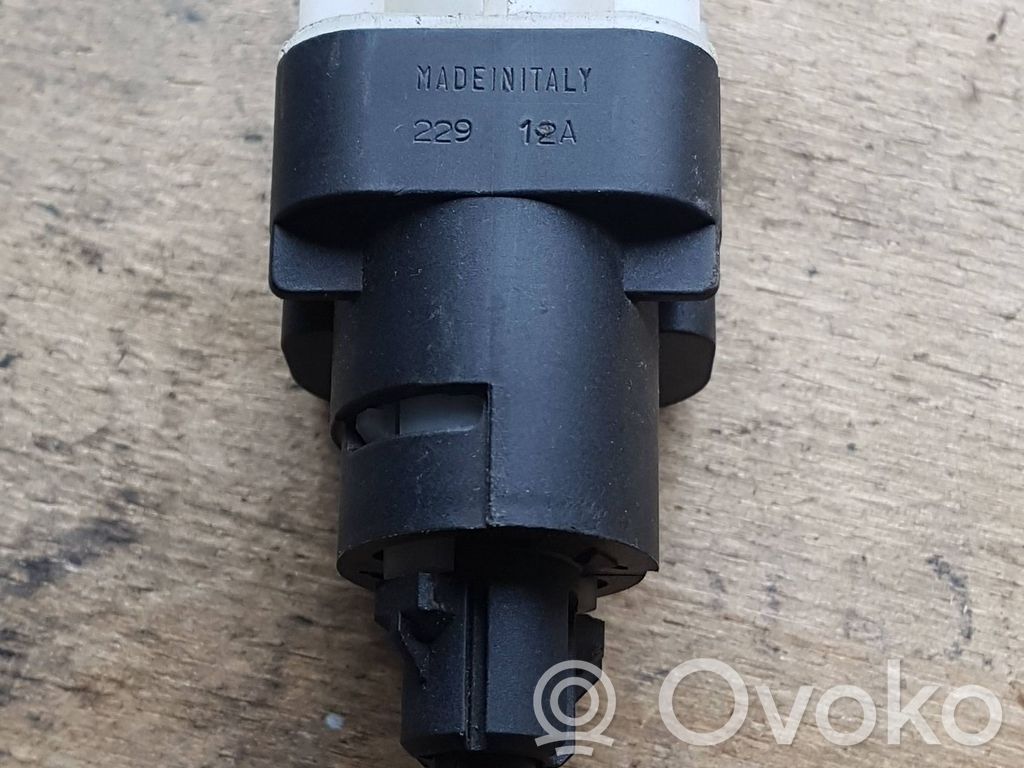 Sensor Bremspedal   229