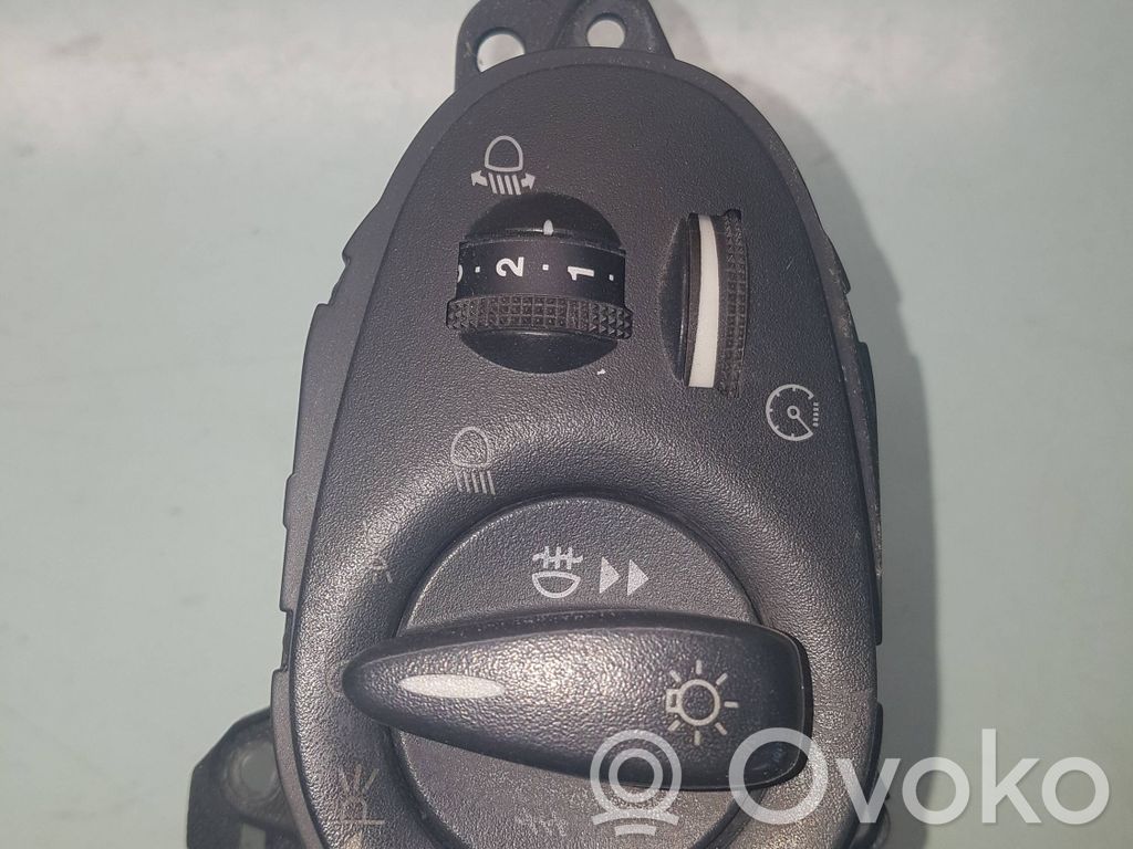 Ford Focus Light switch 