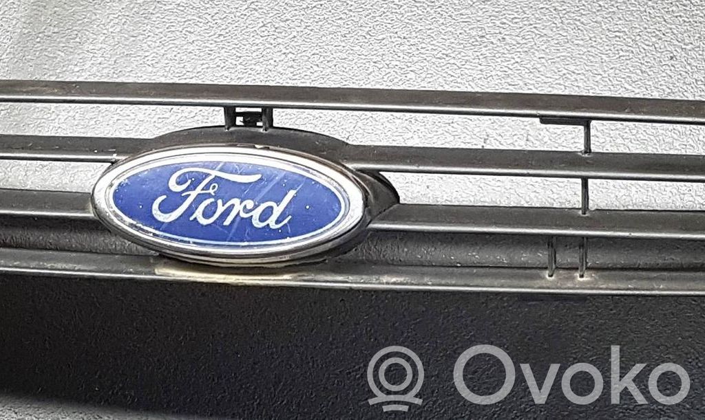 Ford Focus Front grill 