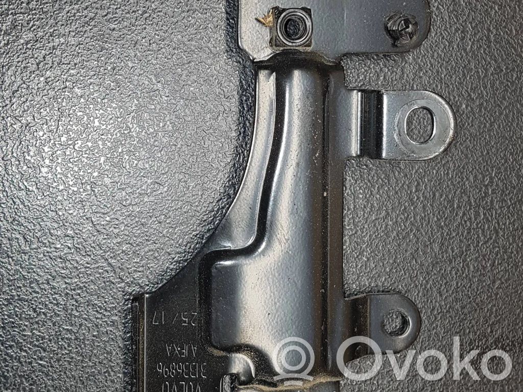 Volvo XC90 other engine part 