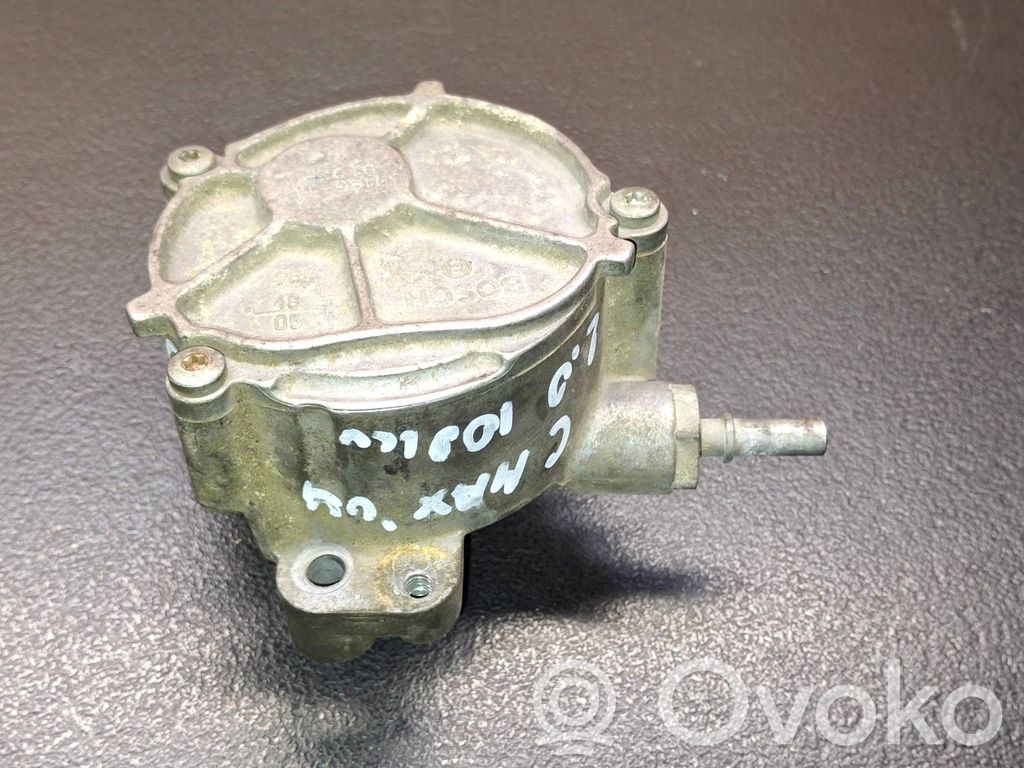 Vacuum pump   01651A