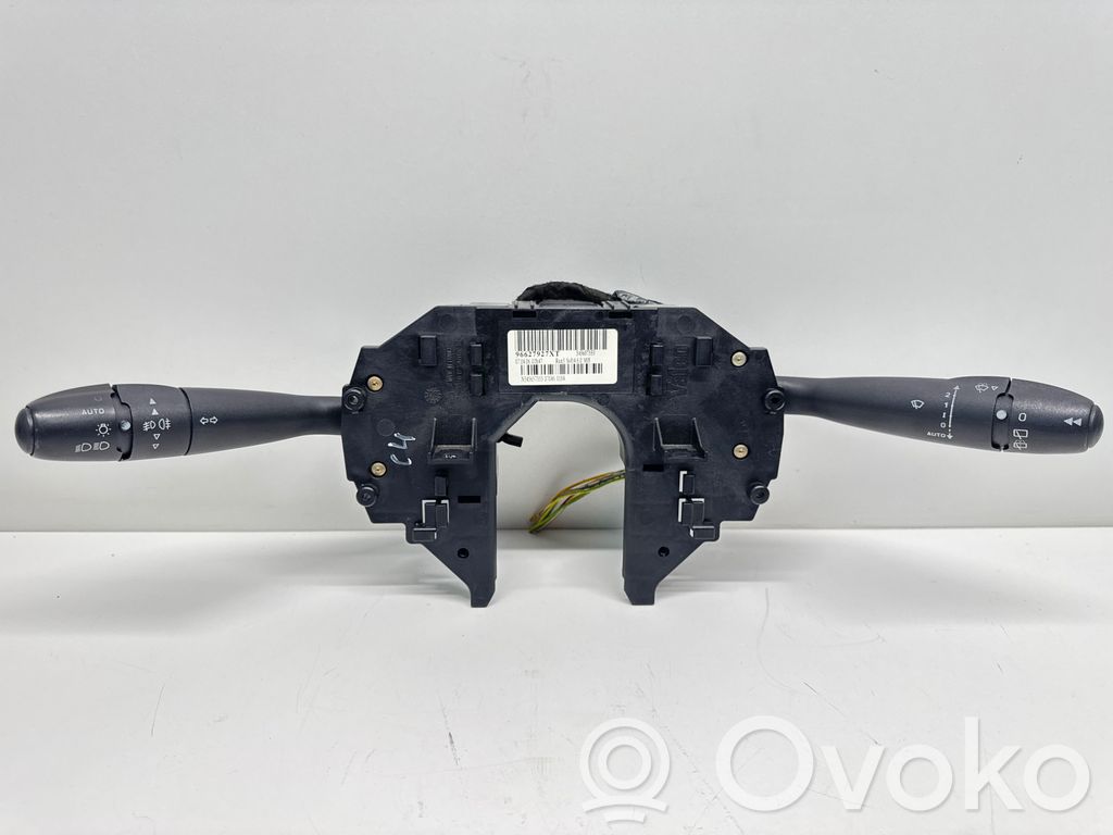 Citroen C4 I Wiper turn signal indicator stalk/switch 
