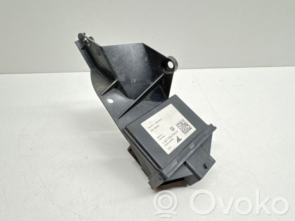 Module d'éclairage LCM   130732925401,10EEG100635,130732925501