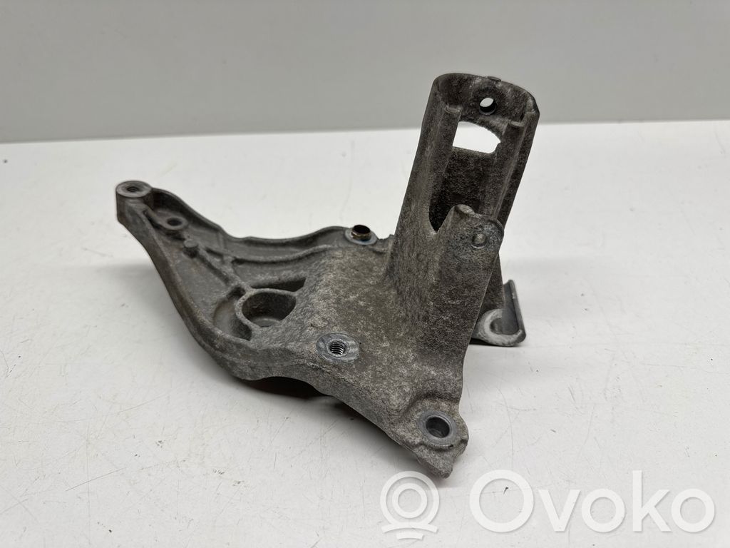 Peugeot 308 A/C compressor mount bracket 