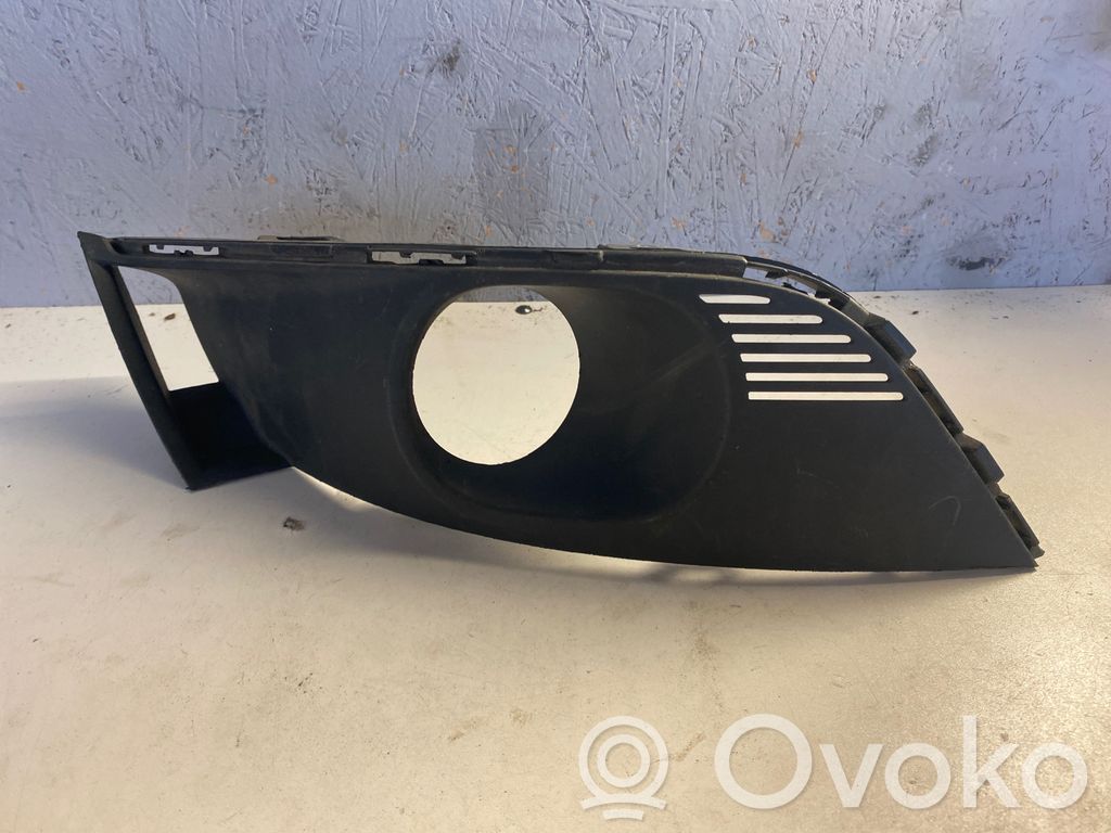 Renault Megane IV Front fog light trim/grill 