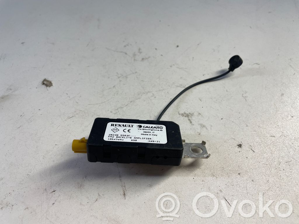 Renault Clio V Amplificateur d'antenne 