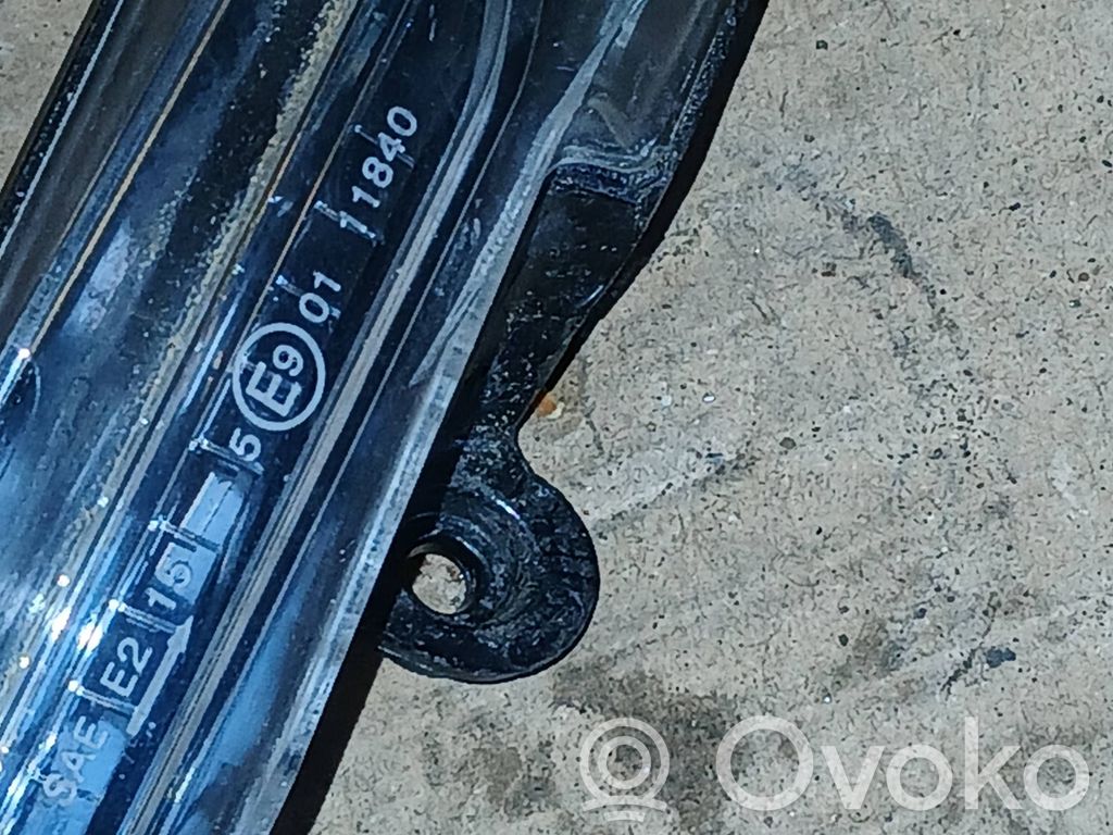 Renault Megane IV Mirror indicator light 