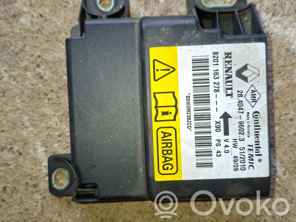 Dacia Logan I Airbag control unit/module 