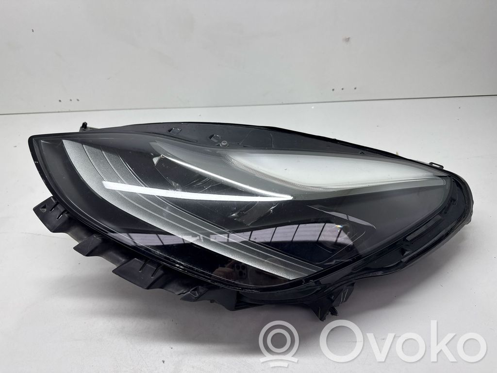 Headlight/headlamp   1514952,01531915,D6123317001745