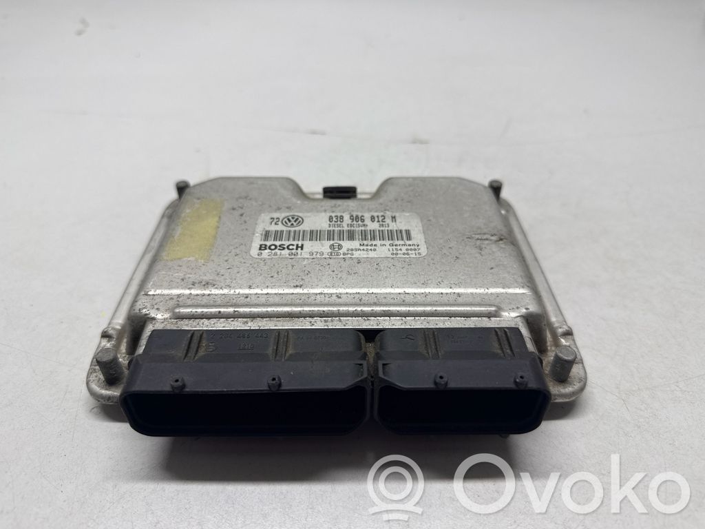 Volkswagen Golf IV Engine control unit/module 