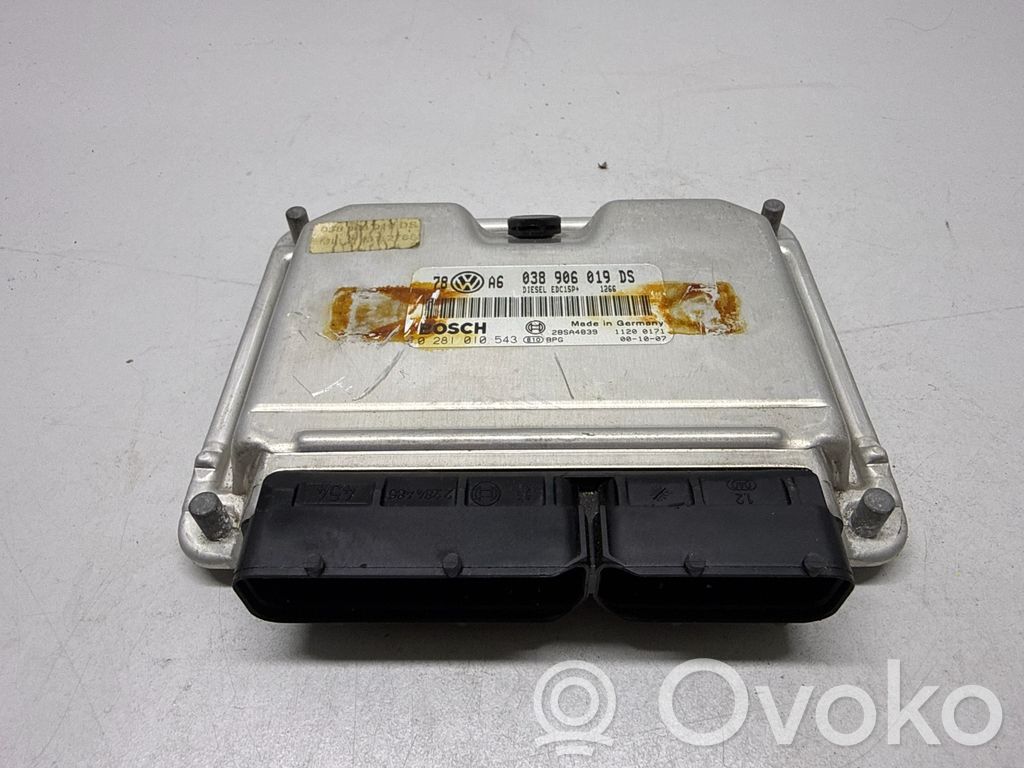 Volkswagen PASSAT B5.5 Engine control unit/module 