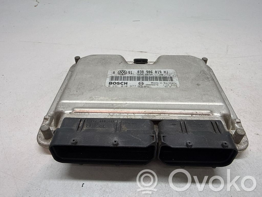 Volkswagen Golf IV Engine control unit/module 