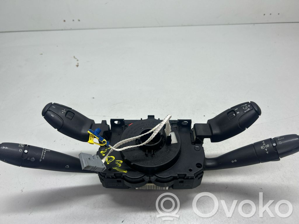 Peugeot 308 Light switch 