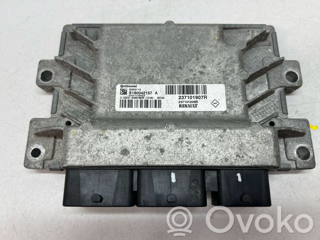 Engine control unit/module   237101907R,237101206R,S180042157A