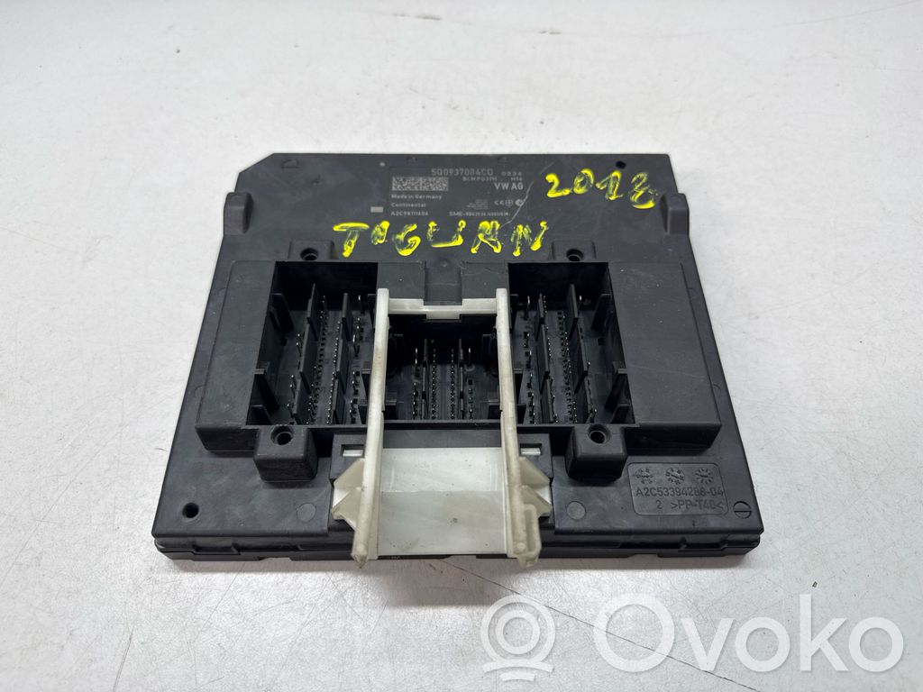 Volkswagen Tiguan Comfort/convenience module 