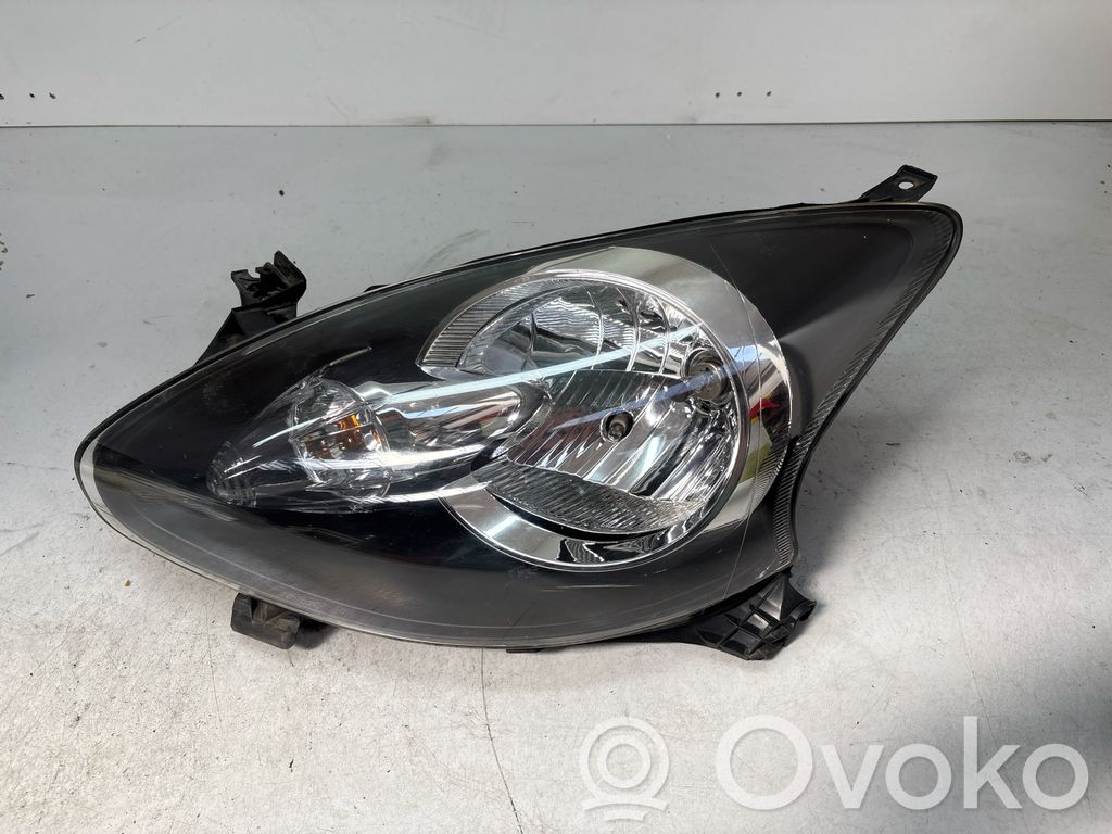 Toyota Aygo AB10 Lampa tylna 