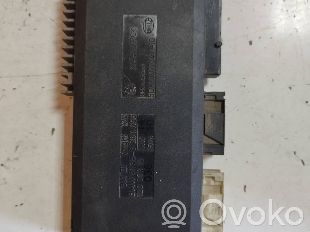 BMW 5 E39 Komforto modulis 