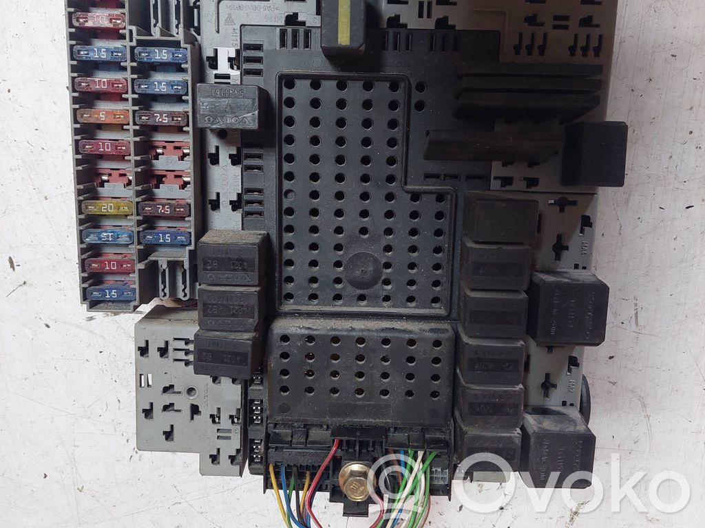 Fuse module   30679527,04W104,08696098