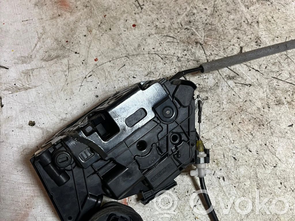 Volkswagen Golf VI Zamek drzwi tylnych 