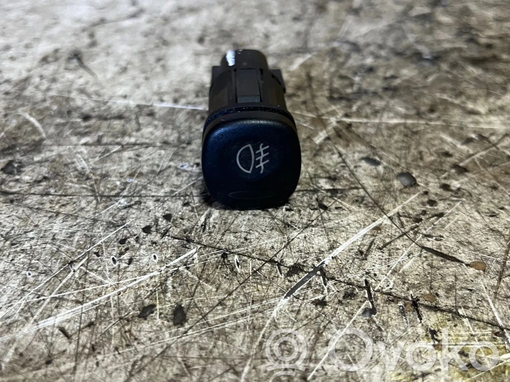 Fog light switch