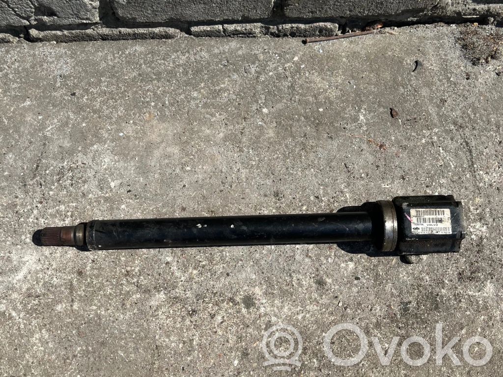 Volvo V70 Półoś przednia 