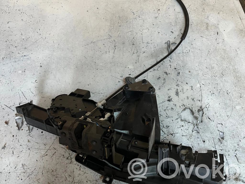 Ford Focus C-MAX Priekšpusē slēdzene 