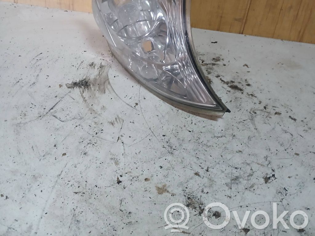 Front indicator light   P2015
