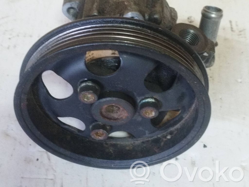 Audi A6 S6 C5 4B Ohjaustehostimen pumppu 