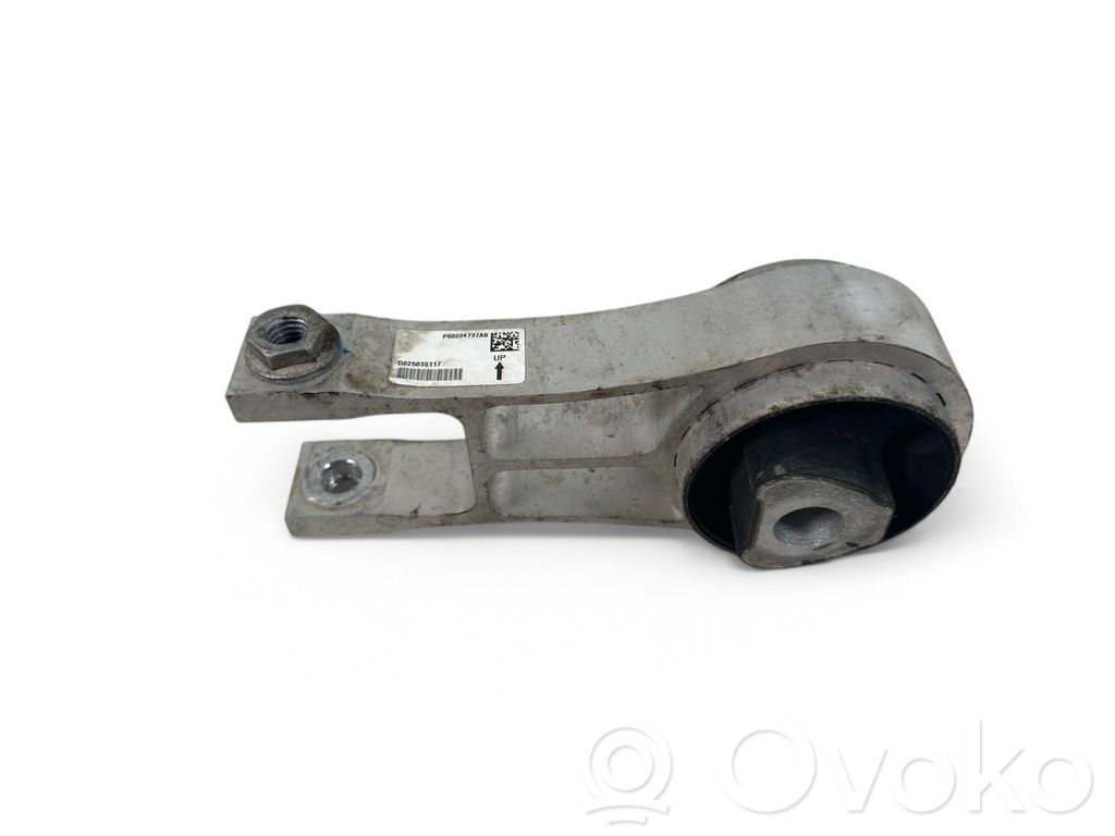 Chrysler Pacifica Engine mount bracket 