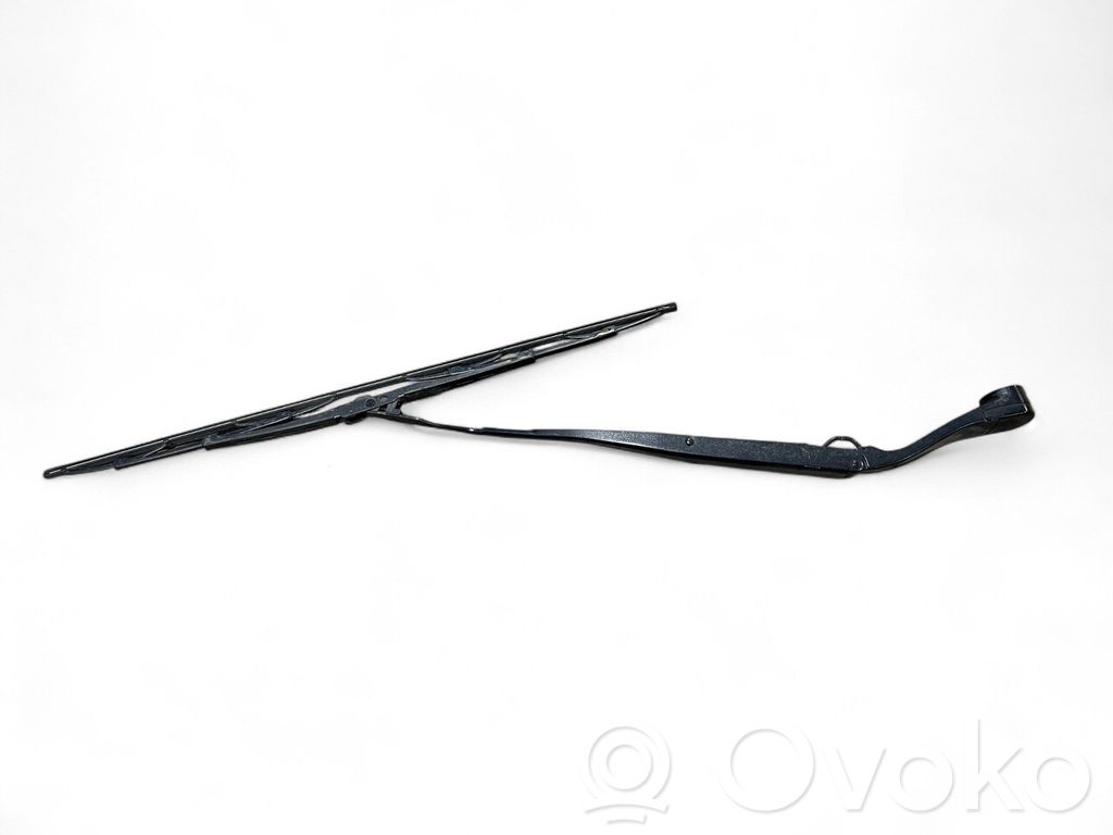 Dodge Durango III Windshield/front glass wiper blade 