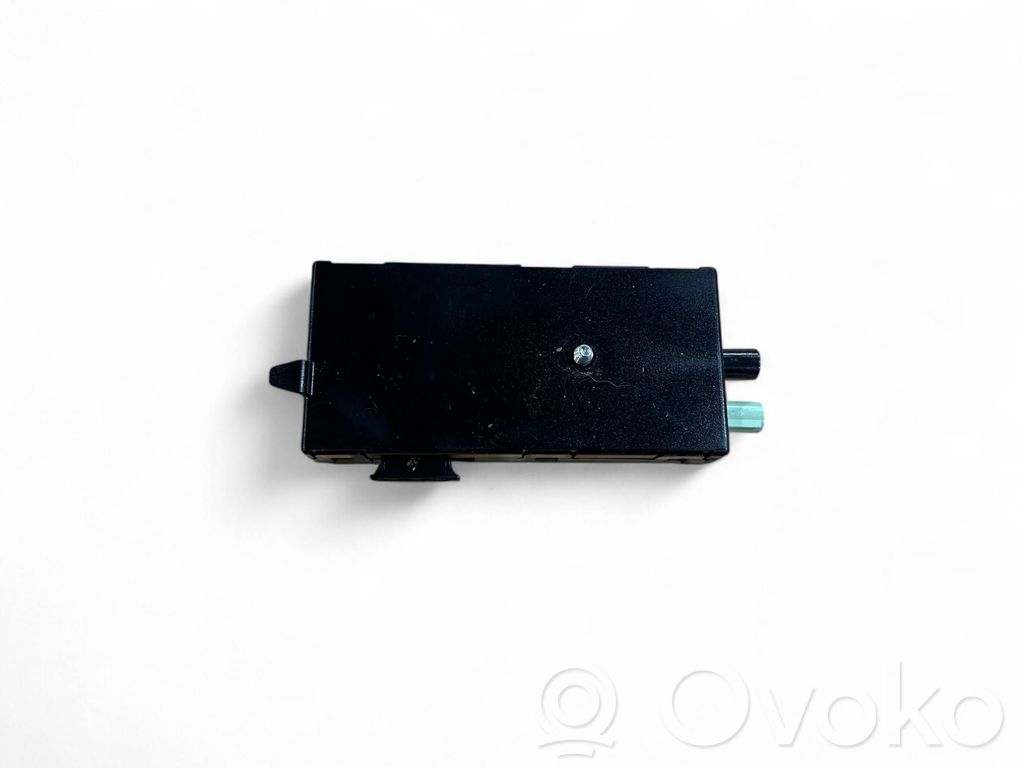BMW 3 G20 G21 Aerial antenna amplifier 