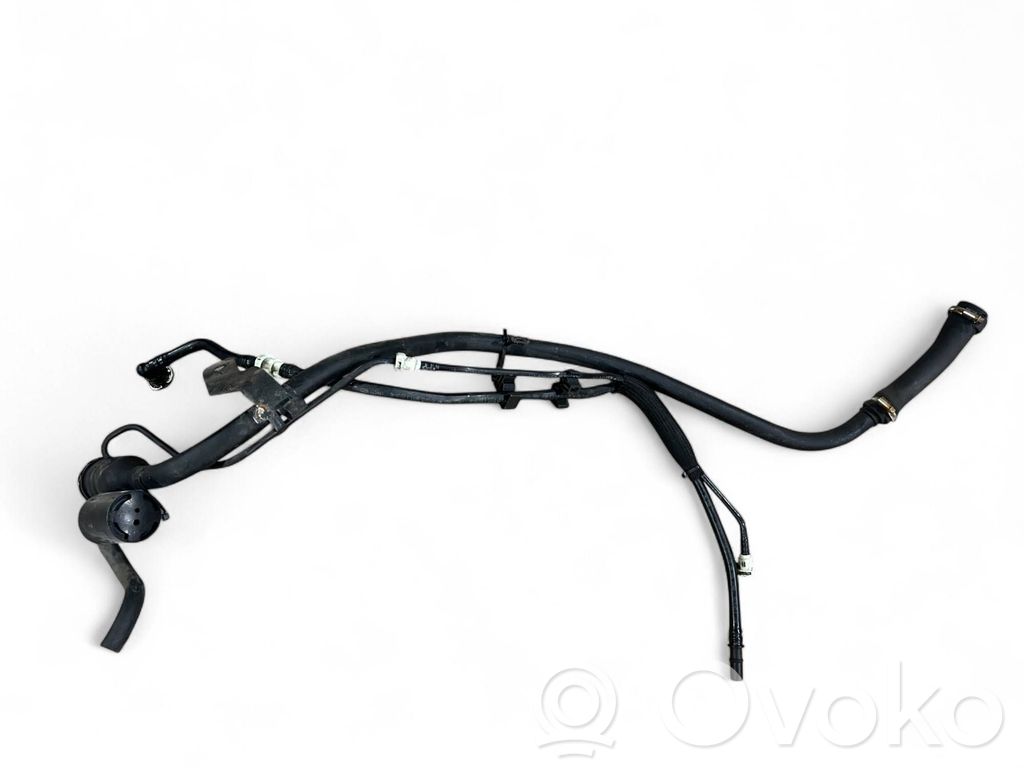 Jeep Grand Cherokee Fuel tank filler neck pipe 
