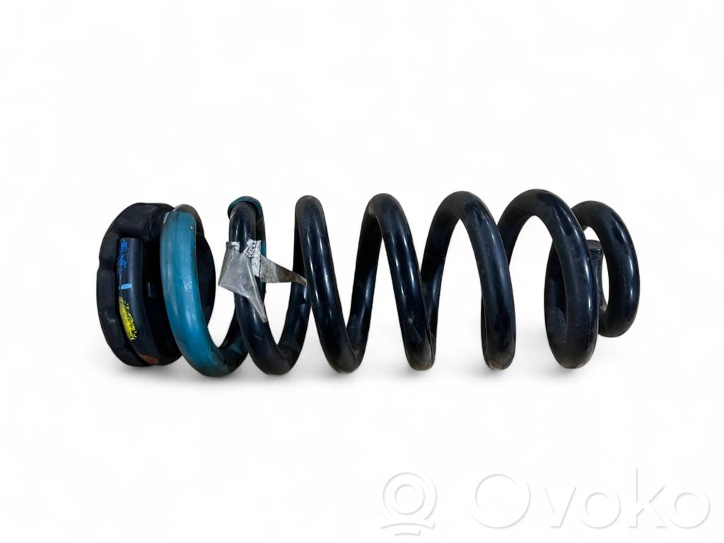 Jeep Grand Cherokee Rear coil spring 