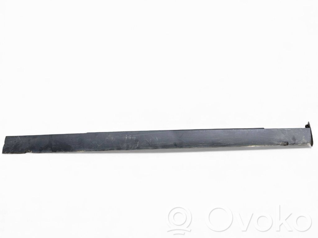 Dodge Challenger Front sill (body part) 