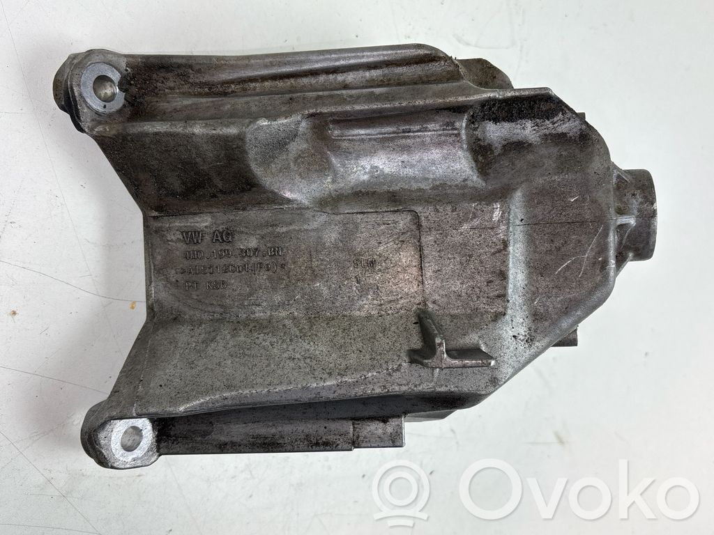 Audi A5 Engine mounting bracket 