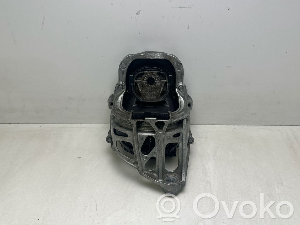 Audi A5 Engine mount bracket 