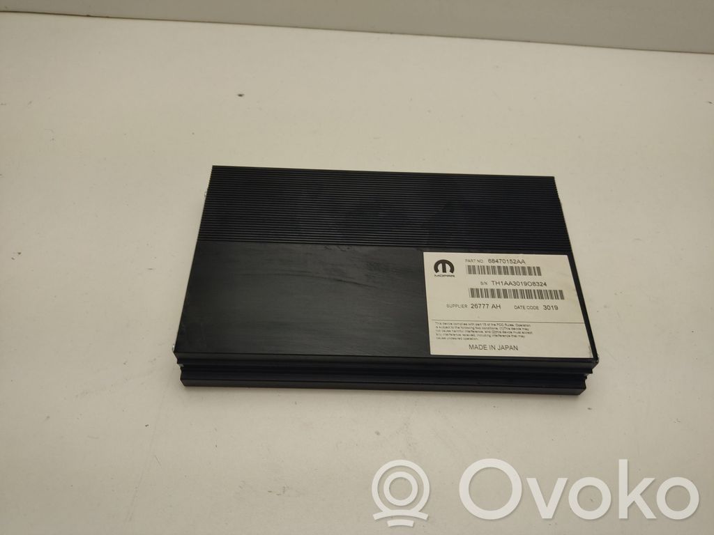 Dodge Durango III Garso stiprintuvas 