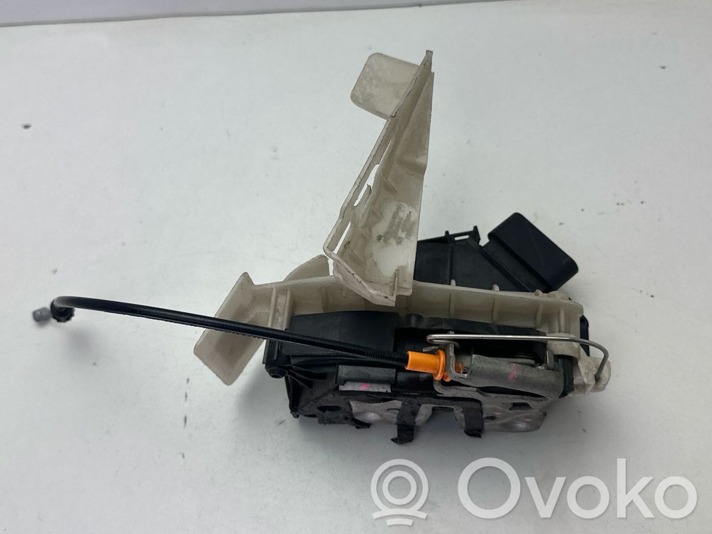 Ford Mustang V Priekinė durų spyna 
