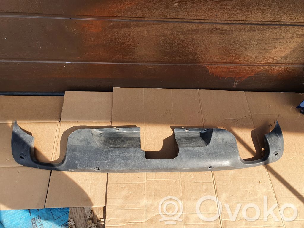 Volvo XC70 Apakšējā bampera daļa 
