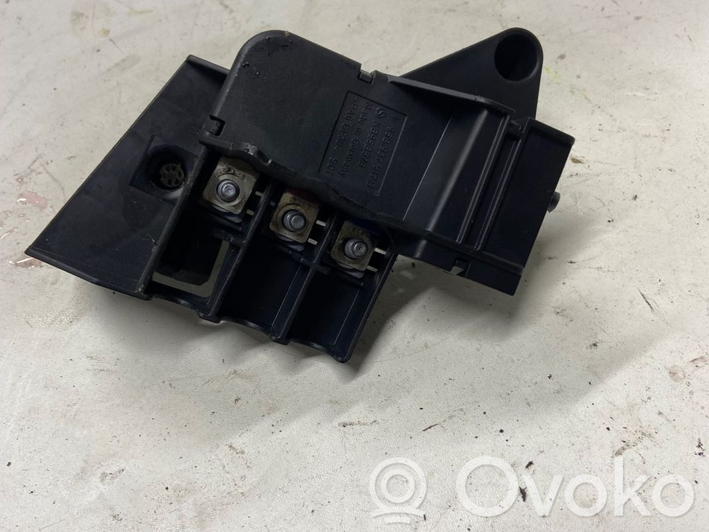 Relé de control de corriente   95B937517B,KB95B57B
