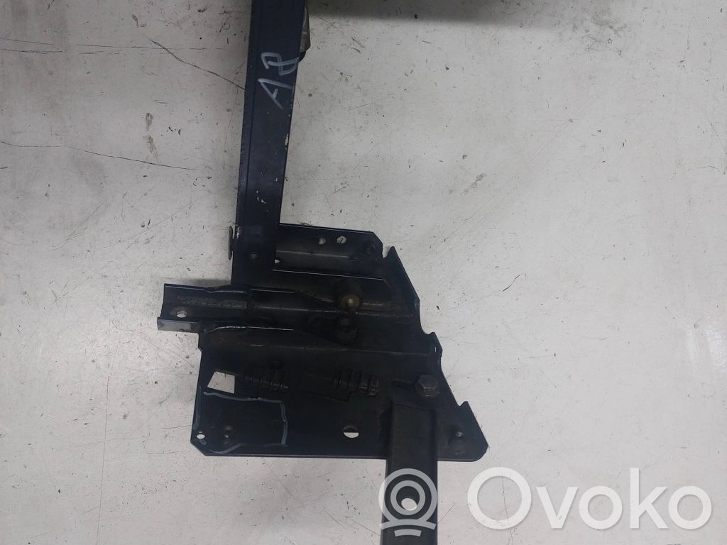 Audi A8 S8 D2 4D Fender mounting bracket 