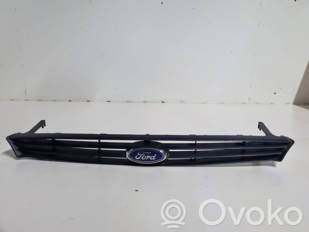 Ford Focus Etusäleikkö 