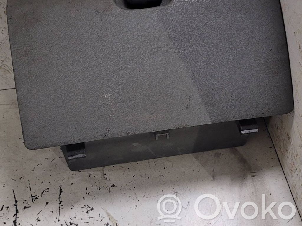 Renault Master II Glove box 