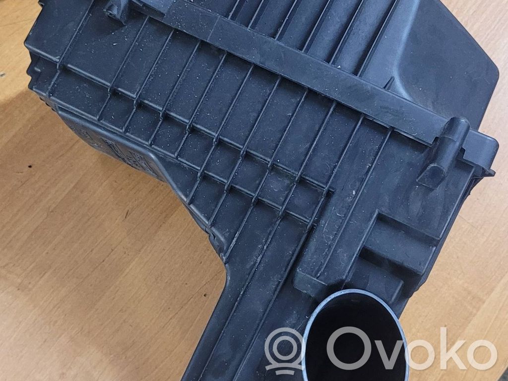 Peugeot 508 RXH Air filter box 